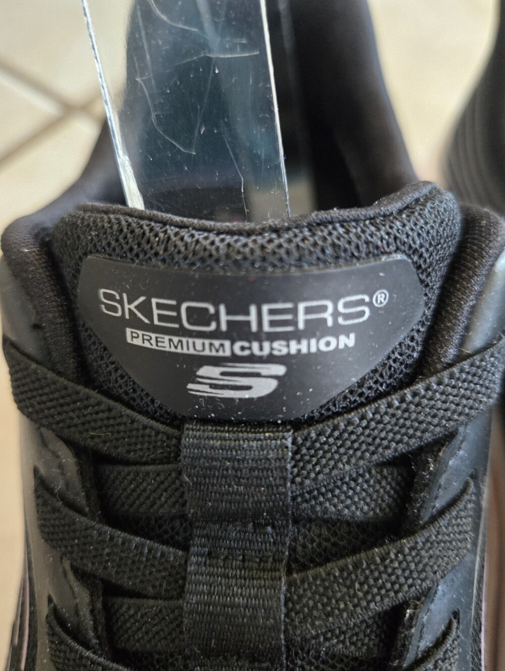 Skechers Black Sneakers with Purple Accents. Size 8. - Picture 4 of 10